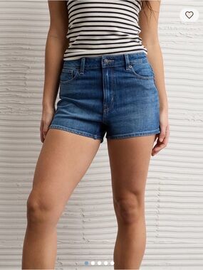 American Eagle Outfitters Blue Denim Mom Shorts, size 14